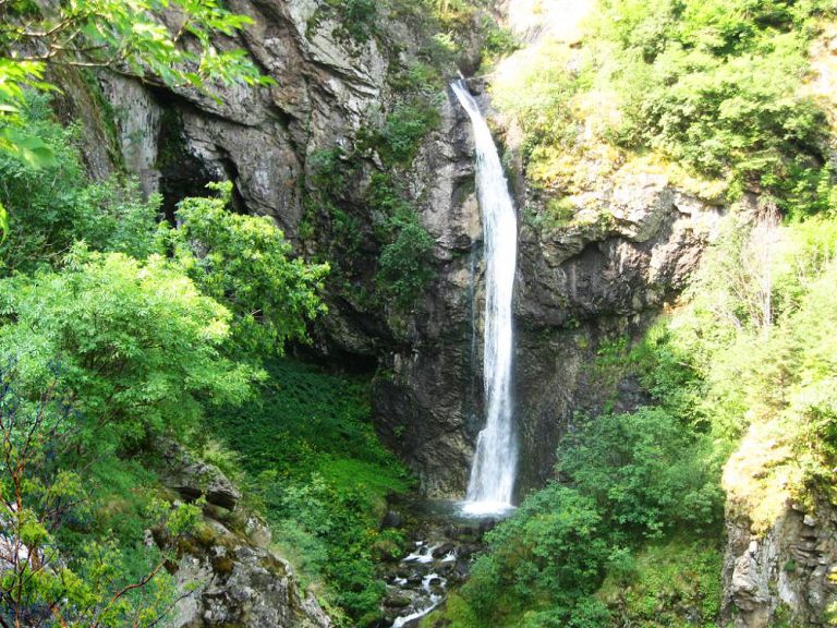 Водопадът Горица